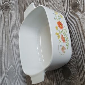 Corning ware vintage wildflower print 1 1/2 qt caserole